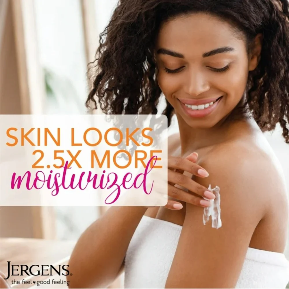 Jergens Hydrating Coconut Body Lotion Moisturizer for Dry Skin 16.8oz (496ml) - Image 3