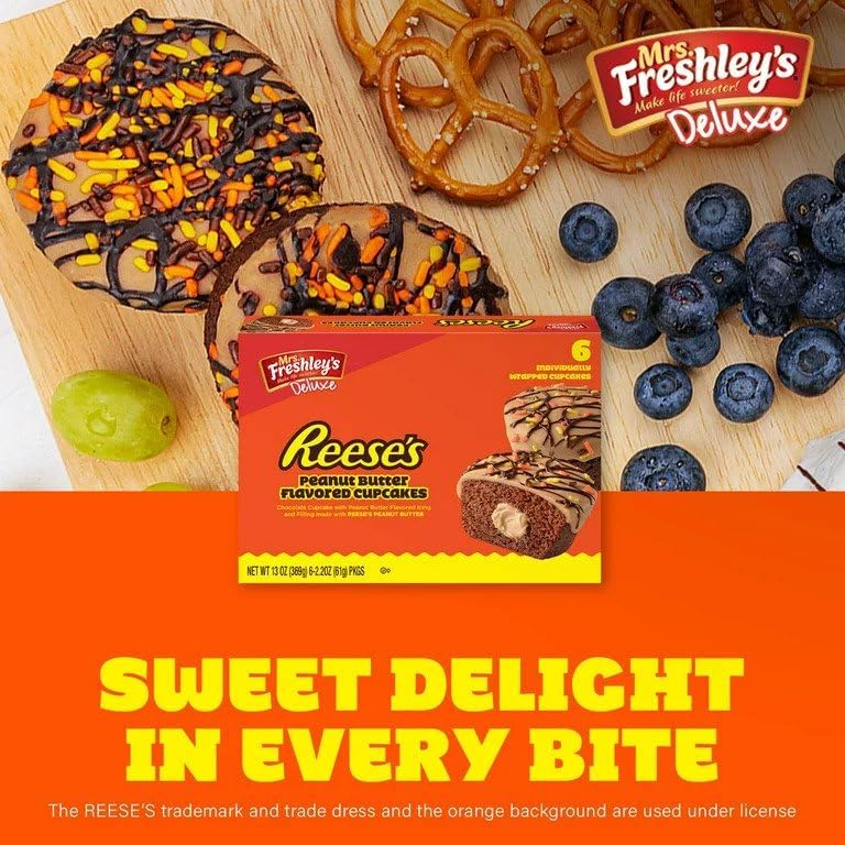 Mrs. Freshley's Deluxe Reese's Peanut Butter Cakes - 6 Individually wrapped Cupcakes, 13oz (396g) - Image 4