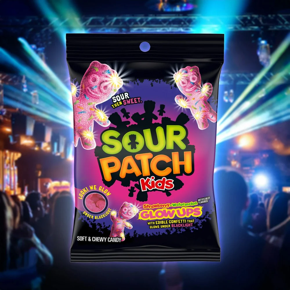 SOUR PATCH KIDS Glow Ups Strawberry-Watermelon Soft & Chewy Candy 3.08oz (87g) - Image 3